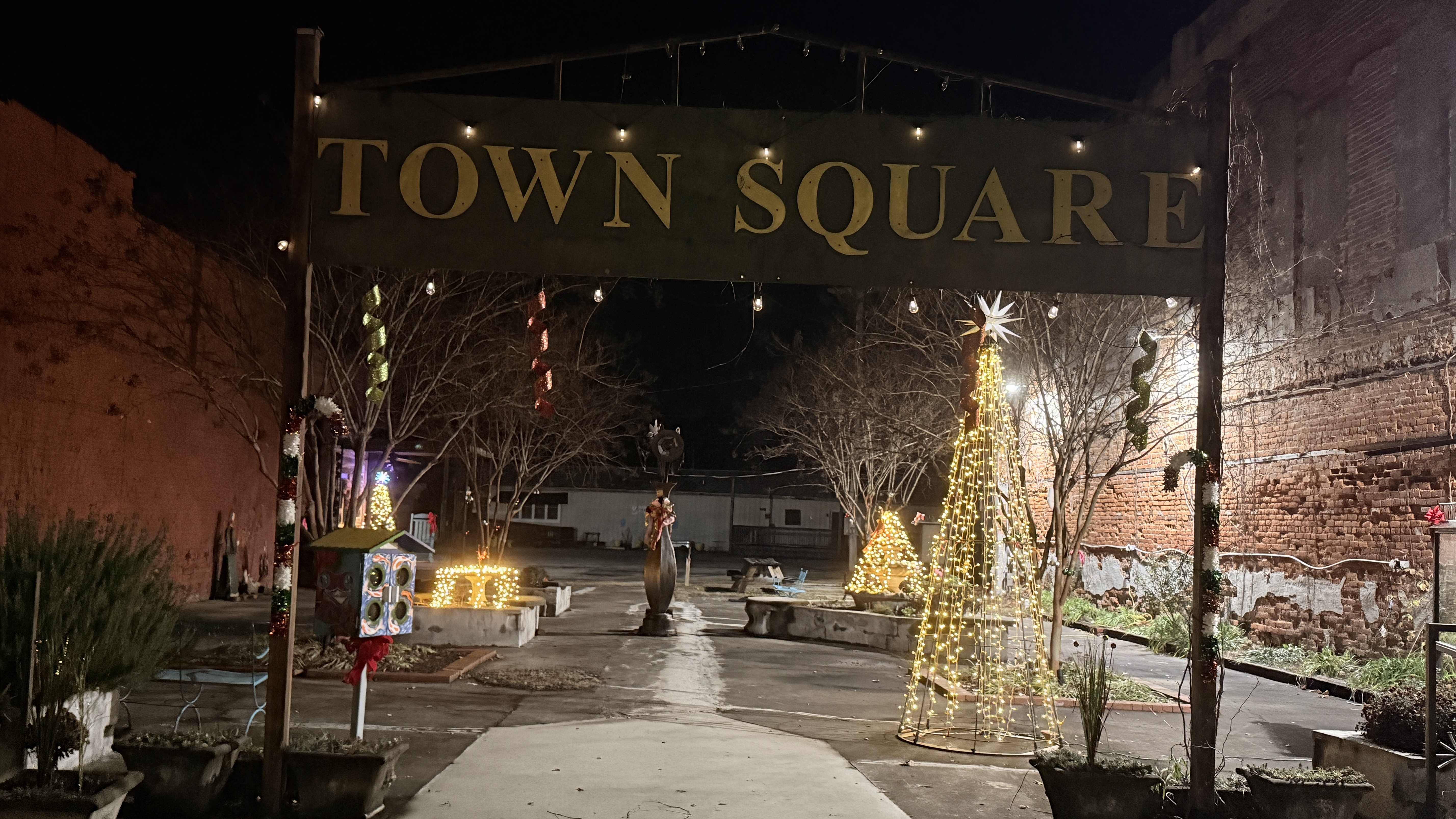 Town Square in Enfield at night